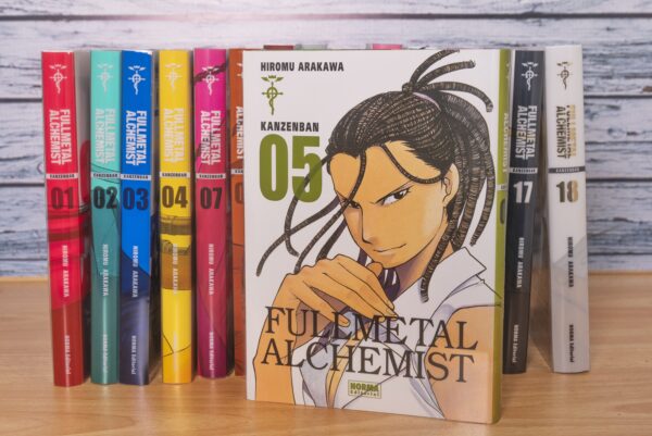 DÍA DE LA MADRE | Fullmetal Alchemist, de Hiromu Arakawa. Kanzenban | Norma Editorial, España - immagine 6