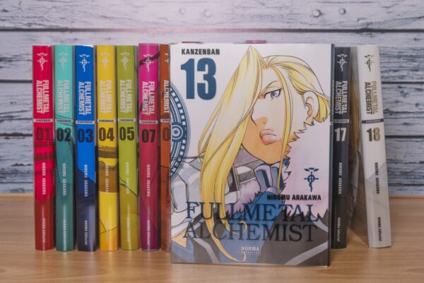 DÍA DE LA MADRE | Fullmetal Alchemist, de Hiromu Arakawa. Kanzenban | Norma Editorial, España - immagine 14