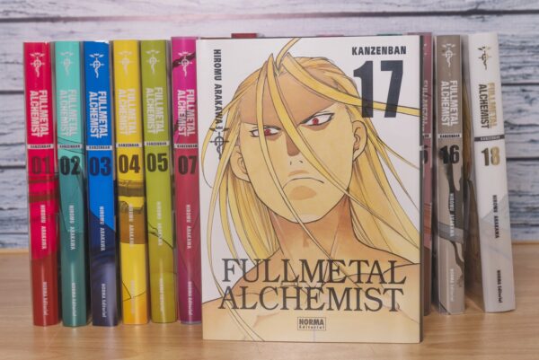 DÍA DE LA MADRE | Fullmetal Alchemist, de Hiromu Arakawa. Kanzenban | Norma Editorial, España - immagine 18