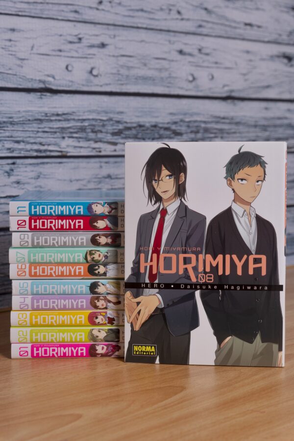 DÍA DE LA MADRE | Horimiya | Norma Editorial, España - immagine 9