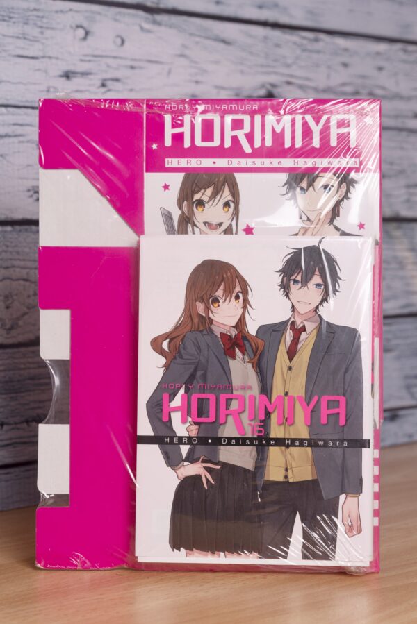 DÍA DE LA MADRE | Horimiya | Norma Editorial, España - immagine 18