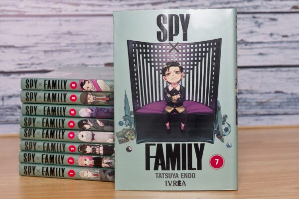 MANGA | Spy x Family, de Tatsuya Endō | Ivrea España - immagine 9
